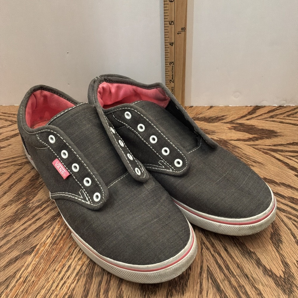 Vans Off the Wall Lace Up Athletic‎ Shoe Womens Size 8.5 TB4R Gray Pink No Laces